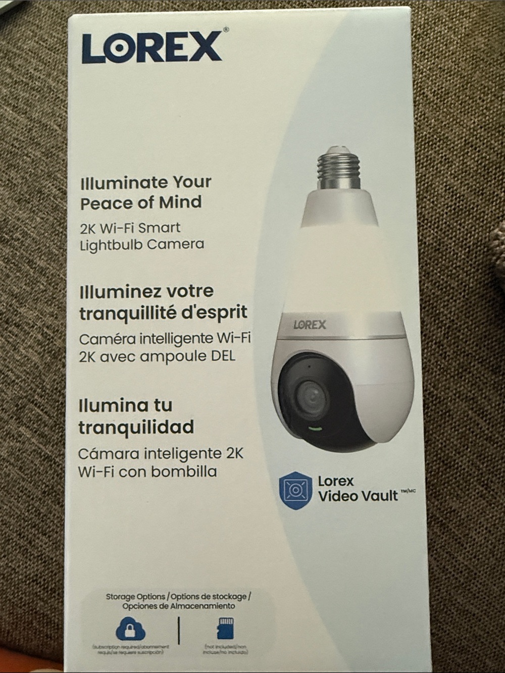 Lorex 2K Wi‑Fi Smart Lightbulb Camera - White